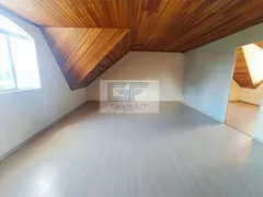 Sobrado com 3 Quartos à venda, 186m² no Tarumã, Curitiba - Foto 17