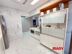 Apartamento com 2 Quartos para alugar, 146m² no Balneário, Florianópolis - Foto 10