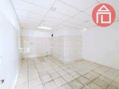 Galpão / Depósito / Armazém para alugar, 206m² no Jardim São Lourenço, Bragança Paulista - Foto 3
