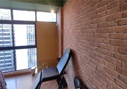 Conjunto Comercial / Sala à venda, 97m² no Centro, Curitiba - Foto 14