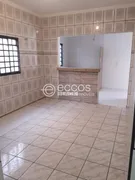 Casa com 3 Quartos à venda, 160m² no Granada, Uberlândia - Foto 2