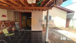 Casa com 2 Quartos à venda, 137m² no Vila Oliveira, Rolândia - Foto 2
