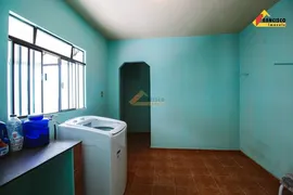 Casa com 5 Quartos à venda, 324m² no Sagrada Família, Divinópolis - Foto 14