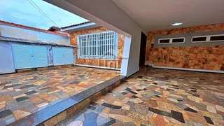Casa com 4 Quartos à venda, 255m² no Vila Brasil, Santa Bárbara D'Oeste - Foto 4