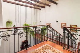 Casa com 3 Quartos à venda, 360m² no Medianeira, Porto Alegre - Foto 9