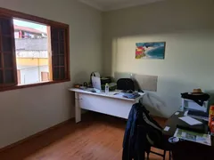 Sobrado com 3 Quartos à venda, 215m² no Parque Santo Antônio, Jacareí - Foto 18