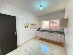 Casa Comercial para alugar, 242m² no Vila Ipiranga, Londrina - Foto 13