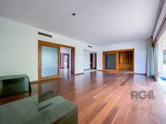 Apartamento com 3 Quartos para alugar, 258m² no Auxiliadora, Porto Alegre - Foto 1