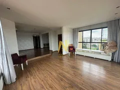 Apartamento com 3 Quartos à venda, 214m² no Vila Fujita, Londrina - Foto 5