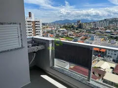 Apartamento com 2 Quartos à venda, 75m² no Barreiros, São José - Foto 9