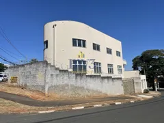 Prédio Inteiro com 11 Quartos para alugar, 348m² no Chácara da Barra, Campinas - Foto 2