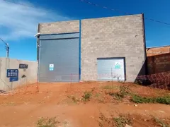 Galpão / Depósito / Armazém para alugar, 220m² no Shopping Park, Uberlândia - Foto 2