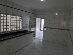 Casa com 3 Quartos à venda, 223m² no Setor Faiçalville, Goiânia - Foto 6