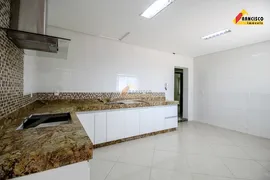 Casa com 3 Quartos à venda, 221m² no Santo Antonio, Divinópolis - Foto 4