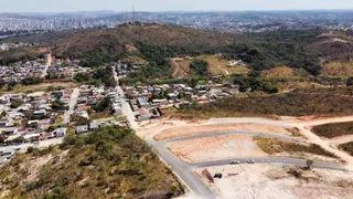 Terreno / Lote / Condomínio à venda, 200m² no Maria Helena, Divinópolis - Foto 6