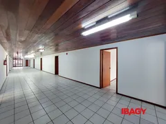 Conjunto Comercial / Sala para alugar, 1213m² no Estreito, Florianópolis - Foto 53