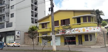 Loja / Salão / Ponto Comercial com 4 Quartos à venda, 700m² no Centro, Antônio Prado - Foto 1