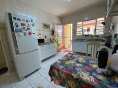 Casa com 3 Quartos à venda, 250m² no Residencial Novo Horizonte, Taubaté - Foto 22