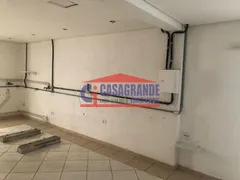 Galpão / Depósito / Armazém para alugar, 60m² no Vila Carrão, São Paulo - Foto 14