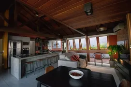 Casa com 4 Quartos à venda, 225m² no Lagoa da Conceição, Florianópolis - Foto 2