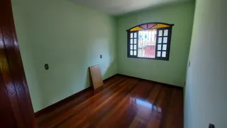 Casa com 3 Quartos para alugar, 120m² no Tijuca, Contagem - Foto 9