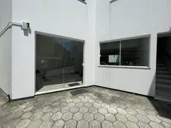 Casa de Condomínio com 3 Quartos à venda, 139m² no Revoredo, Tubarão - Foto 18