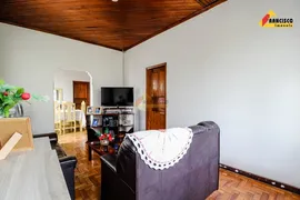 Casa com 3 Quartos à venda, 100m² no Santa Clara, Divinópolis - Foto 3