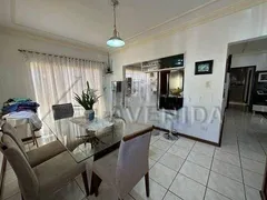 Casa com 5 Quartos para alugar, 208m² no Santos Dumont, Londrina - Foto 4