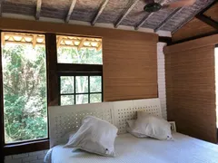 Casa com 4 Quartos para alugar, 200m² no Cocaia, Ilhabela - Foto 25