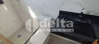 Casa com 3 Quartos à venda, 119m² no Novo Mundo, Uberlândia - Foto 13