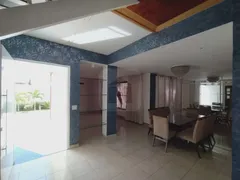 Casa com 5 Quartos para alugar, 520m² no Umuarama, Uberlândia - Foto 11