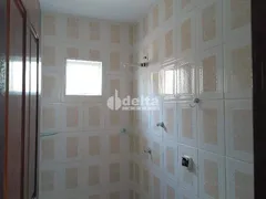 Casa com 2 Quartos à venda, 120m² no Jardim Holanda, Uberlândia - Foto 14