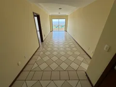 Apartamento com 3 Quartos para alugar, 120m² no Praia de Itaparica, Vila Velha - Foto 2
