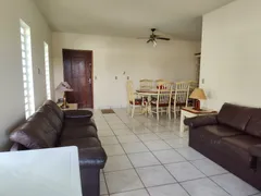 Casa com 4 Quartos à venda, 226m² no Centro, Águas de Lindóia - Foto 4