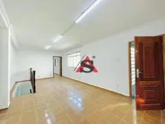 Casa com 3 Quartos à venda, 154m² no Vila Firmiano Pinto, São Paulo - Foto 2