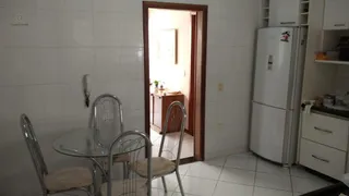 Casa com 3 Quartos à venda, 156m² no Jardim Tarumã, Londrina - Foto 6