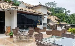 Casa com 3 Quartos para alugar, 4950m² no Joá, Rio de Janeiro - Foto 2