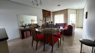 Casa com 3 Quartos à venda, 340m² no Alvorada, Contagem - Foto 30