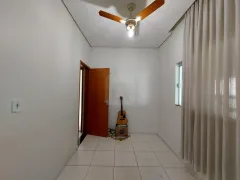 Casa com 3 Quartos para alugar, 250m² no Nossa Senhora Aparecida, Uberlândia - Foto 8