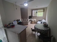 Apartamento com 3 Quartos à venda, 53m² no Vargem Pequena, Rio de Janeiro - Foto 2