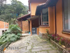 Apartamento com 3 Quartos para alugar, 99m² no Carangola, Petrópolis - Foto 12
