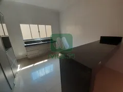 Casa com 3 Quartos para alugar, 200m² no City Uberlândia, Uberlândia - Foto 7