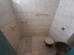 Casa com 2 Quartos para alugar, 94m² no Vila Xavier, Araraquara - Foto 6