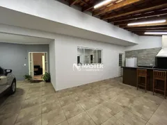 Casa com 3 Quartos à venda, 199m² no Jardim Parati, Marília - Foto 3