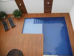 Casa com 8 Quartos para alugar, 300m² no Praia dos Amores, Balneário Camboriú - Foto 2