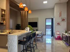 Casa com 3 Quartos à venda, 230m² no Jardim Alvorada, Maringá - Foto 3