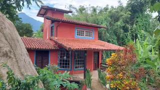 Casa com 2 Quartos para alugar, 150m² no Cocaia, Ilhabela - Foto 1