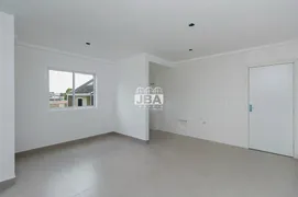 Apartamento com 2 Quartos à venda, 59m² no Fazendinha, Curitiba - Foto 3