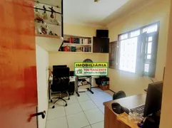 Casa com 3 Quartos à venda, 190m² no Engenheiro Luciano Cavalcante, Fortaleza - Foto 11