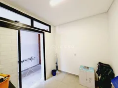 Casa de Condomínio com 3 Quartos à venda, 259m² no Residencial Ouroville, Taubaté - Foto 50